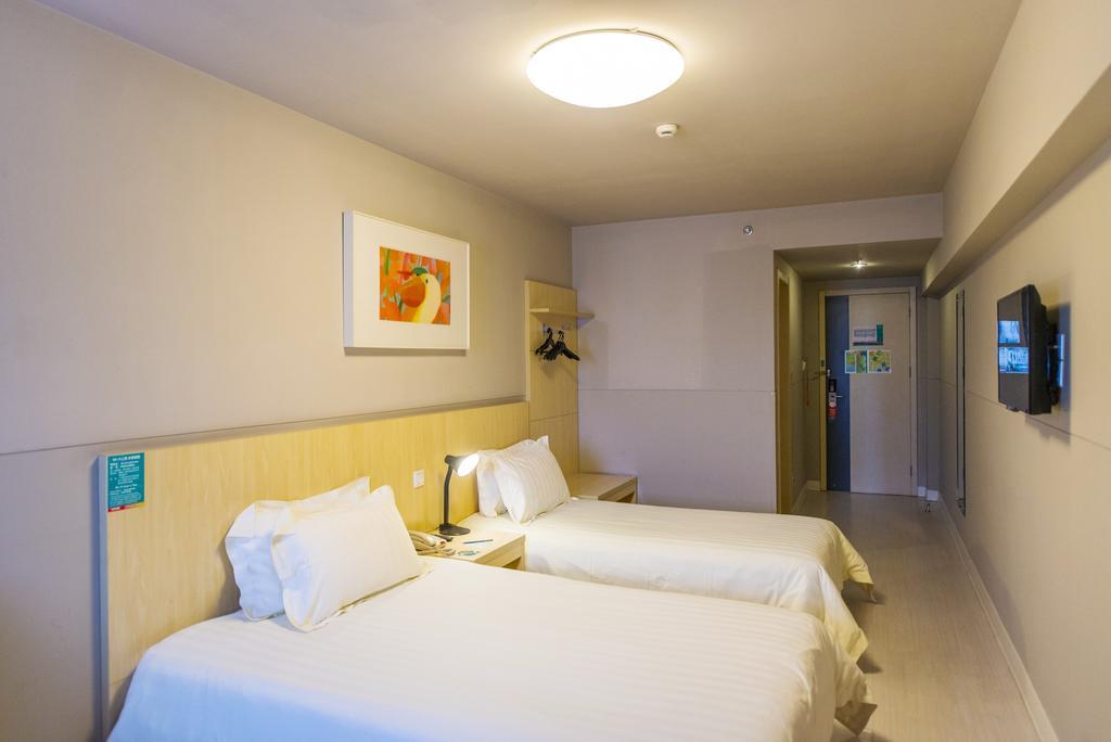 Jingjiang Inn Jinan Quancheng Road Екстериор снимка
